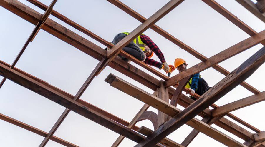 Professional residential roofers in Shafer, MN
